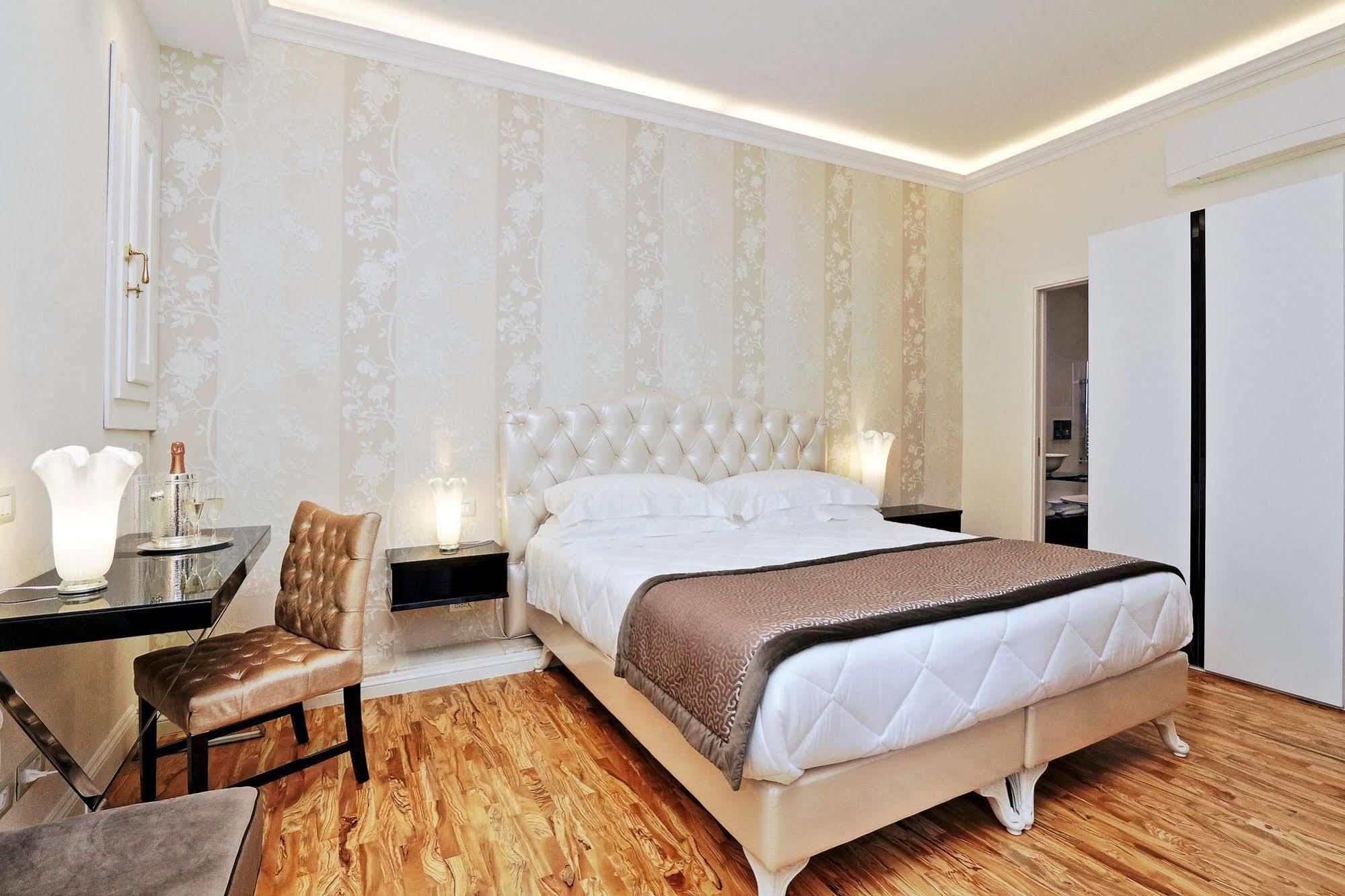 Bq House Colosseum Luxury Rooms Roma Ngoại thất bức ảnh